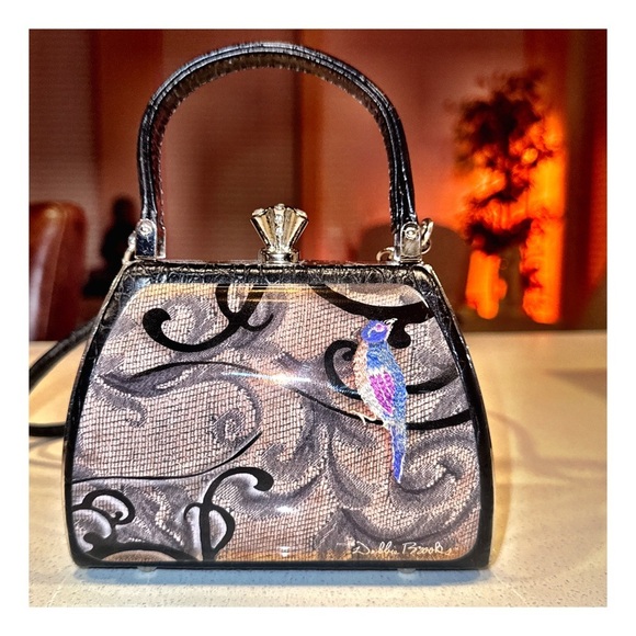 “Women’s Vintage Clothing & More” SHOW
          
TONIGHT FRIDAY JULY 18 - 9 PM - Picture 6 of 16